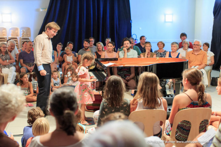 IMG_16088099_Enfant- Franck-Krawczyk- Public- Recatadou Labeaume-en-Musique-2016 Culture Labeaume Ardeche